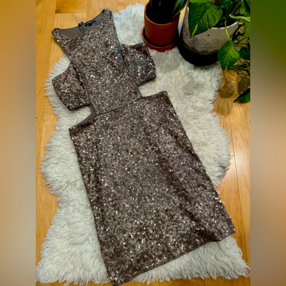 EXPRESS sequin sparkly cut out dress New Year’s party size 8 bronze